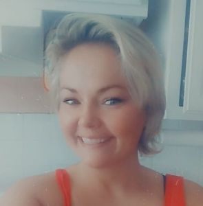 Meet your Posher, Mandy